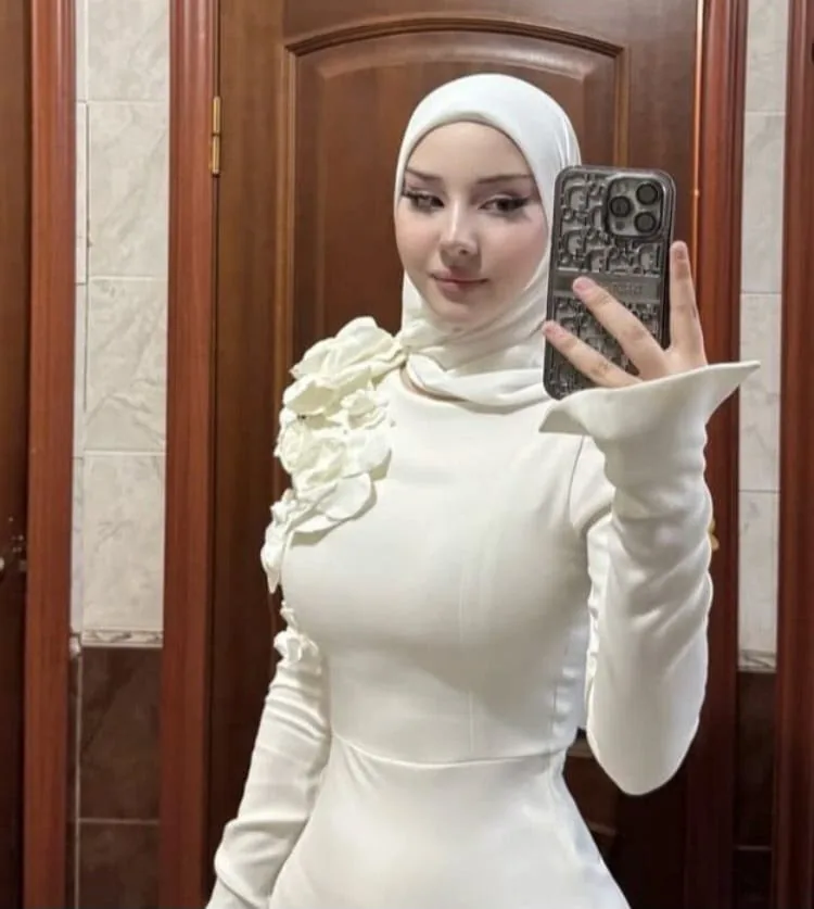 Defne - Bağcılar Escort