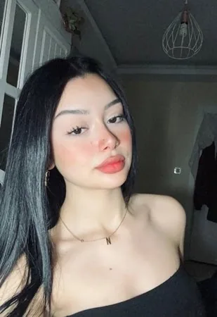 Melike - Bağcılar Escort